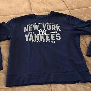 Fanatics Navy New York Yankees Crewneck